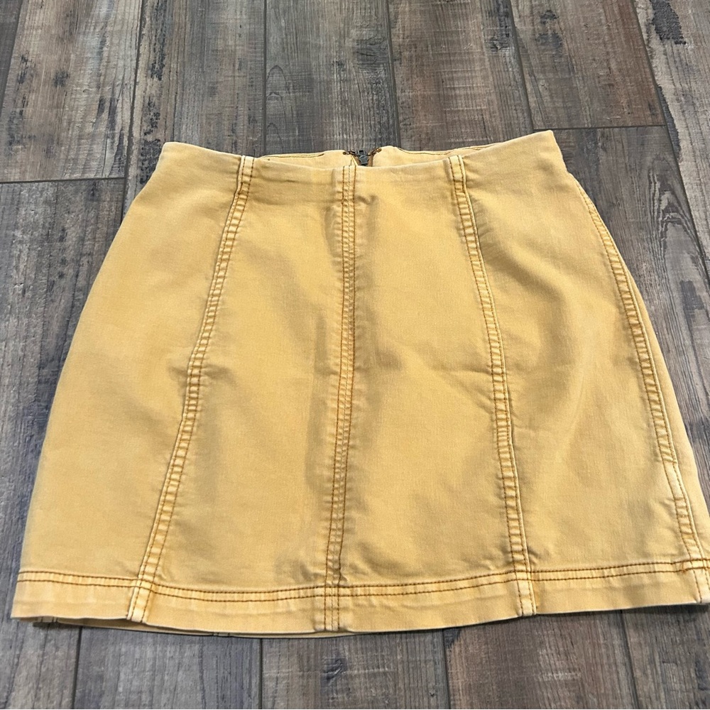 Free People Women's Modern Femme Denim Mini Stretch Skirt Size 10 Mustard Yellow